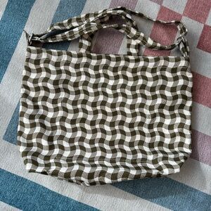 NWT Baggu Horizontal Zip Duck Bag - Wavy Gingham Brown
